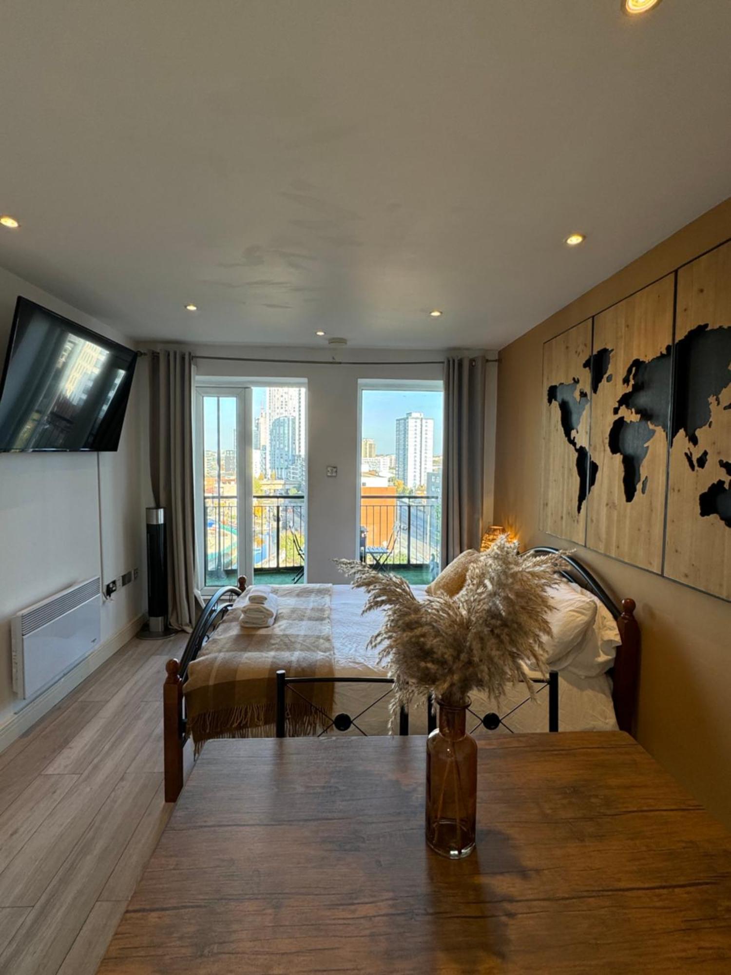 Cozy Flat With Balcony Apartment London Exterior photo